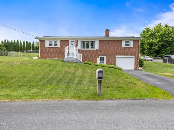325 Mount Area Dr, Bristol, TN 37620