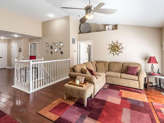 4th image of 7503 Cherry Brook Dr