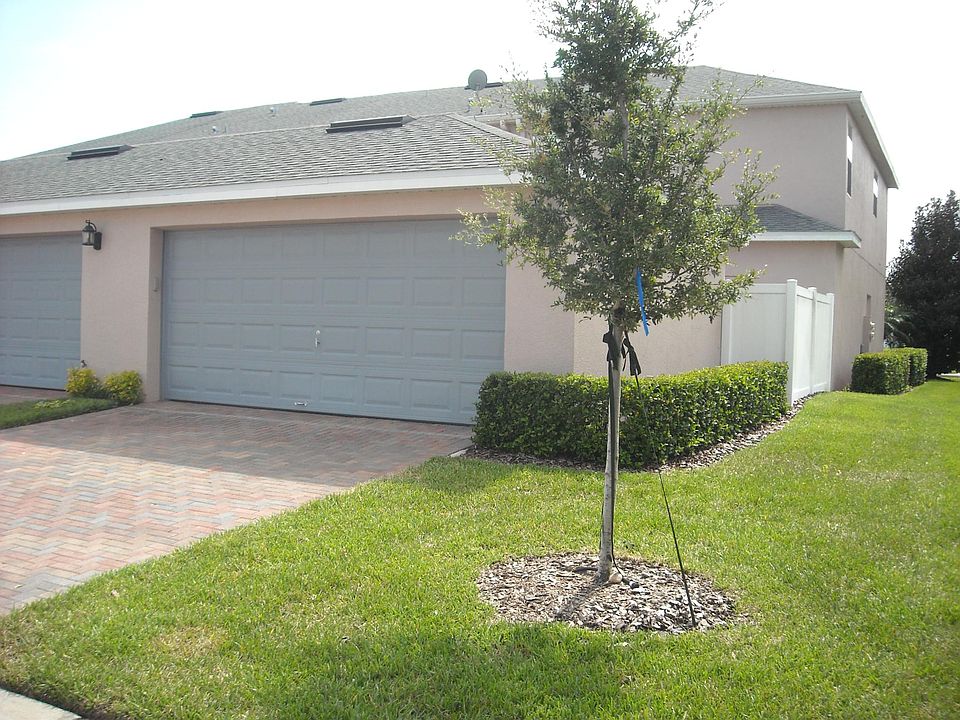 1st image of 9145 Oak Fern Dr