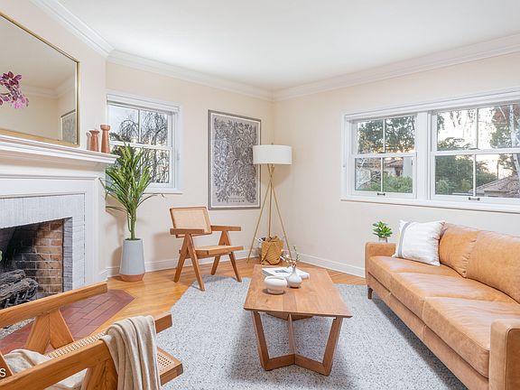 4th image of 2718 Maiden Ln