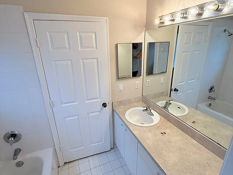 905 N Santa Catalina Cir #905 — Photo 30