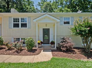 137 Hiram Rd, Mooresville, NC 28117