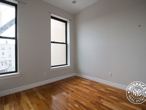 4th image of 82 Lexington Ave #2