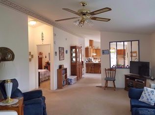 1035 SE Castlewood Dr, Bend, OR 97702