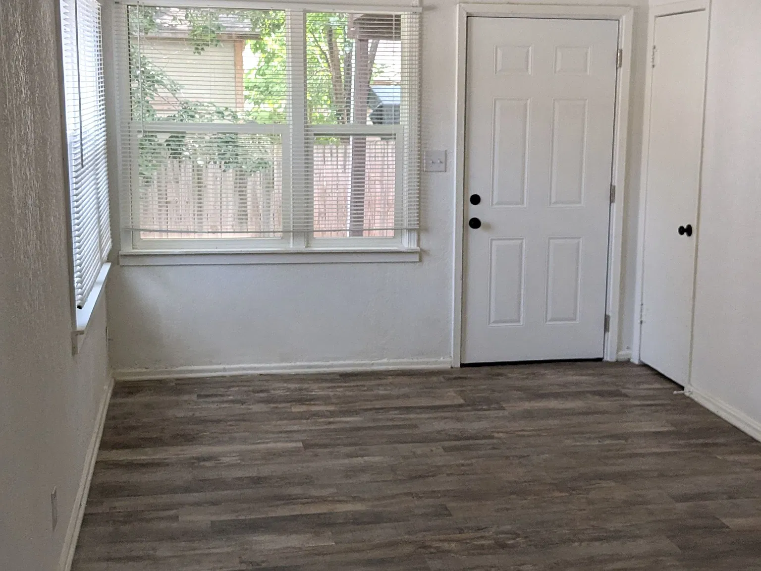 1 bed, 1.0 bath, 625 sqft, $700 — Photo 1
