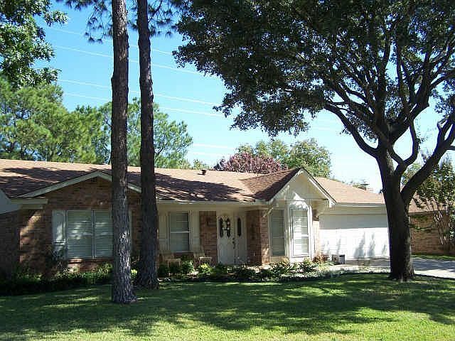 1st image of 2040 Northglen Dr