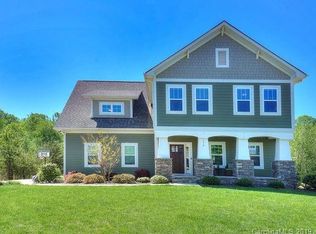 370 Montibello Dr, Mooresville, NC 28117