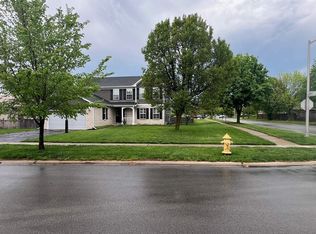 1744 Apple Valley Rd, Bolingbrook, IL 60490