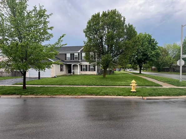 1744 Apple Valley Rd, Bolingbrook, IL 60490