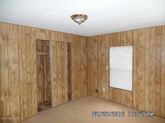 5th image of 752 Pinebrook Dr E