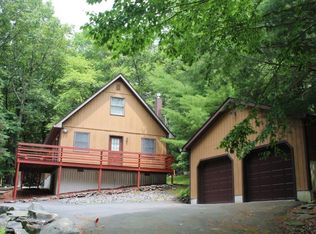 110 Gunstock Ln, Tafton, PA 18464
