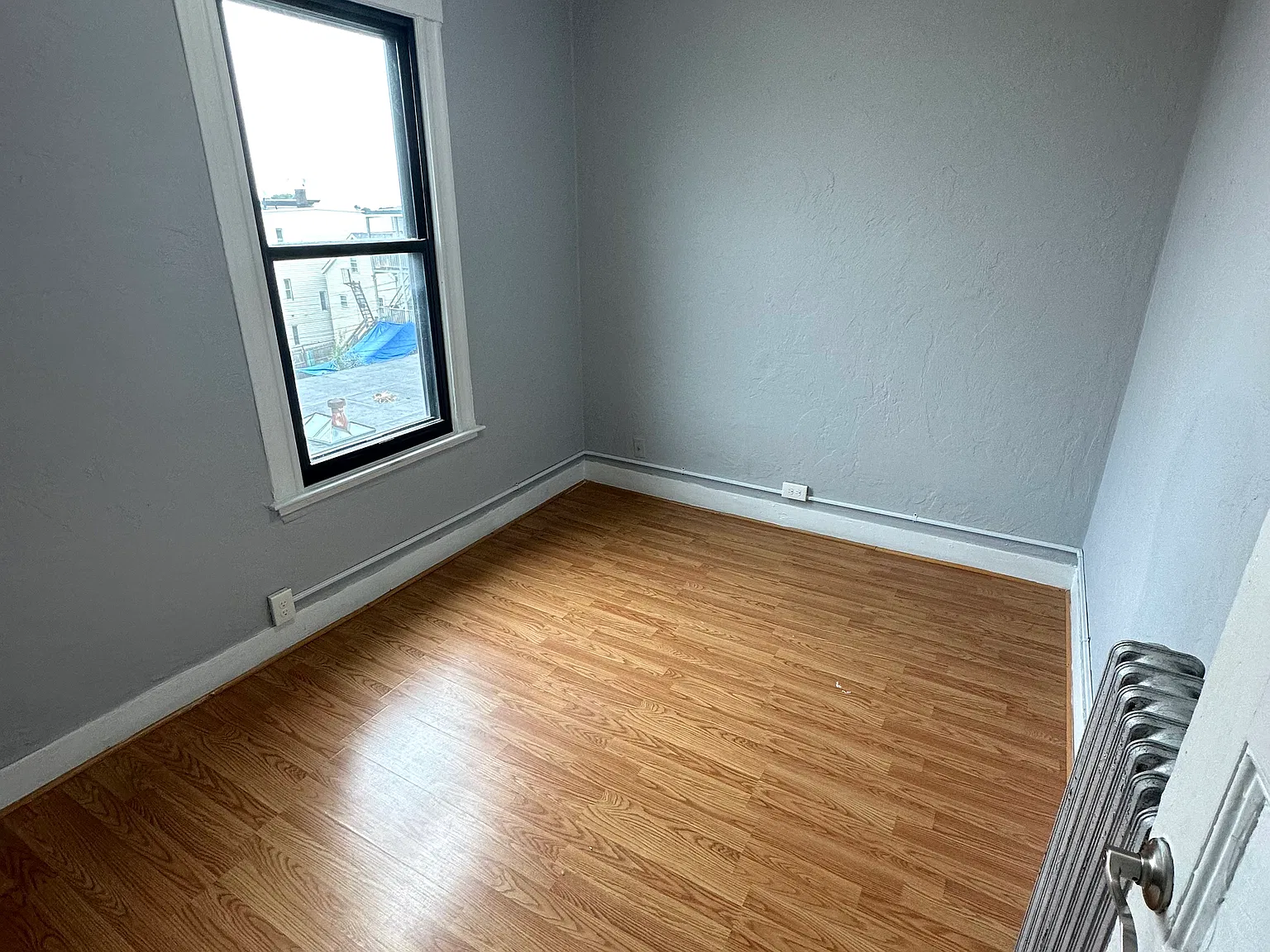 4 bed, $3,200 — Photo 3