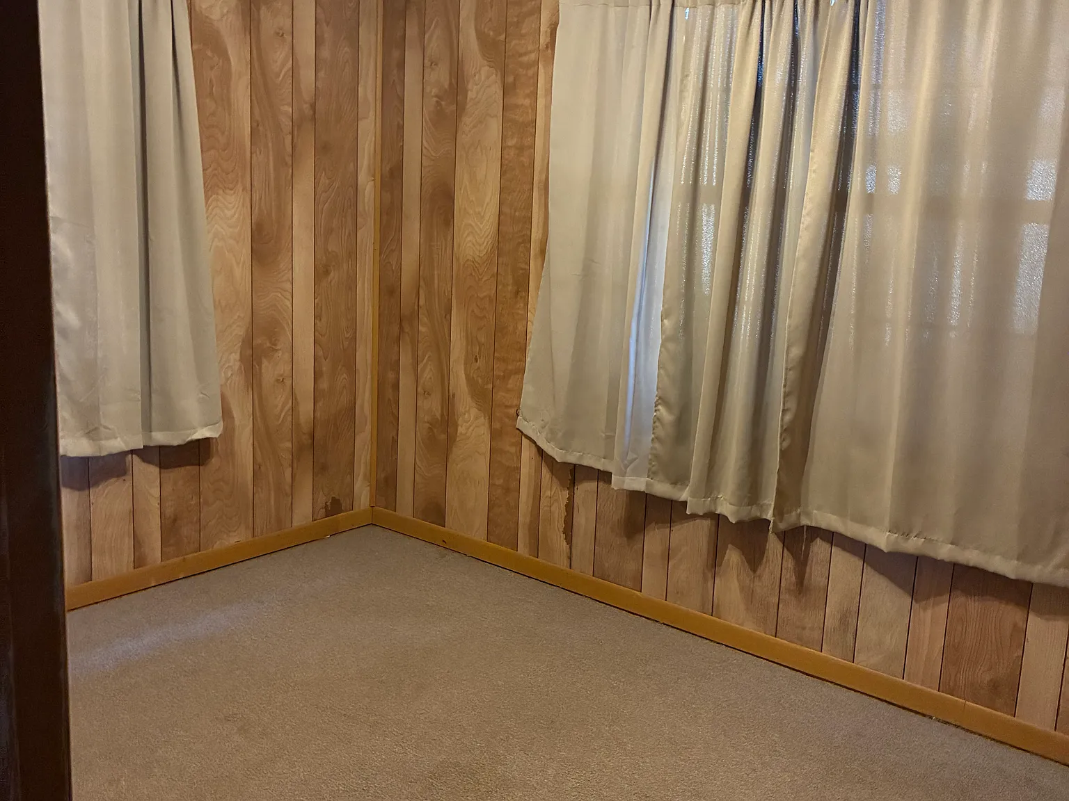 5 bed, 1096 sqft, $1,150 — Photo 3