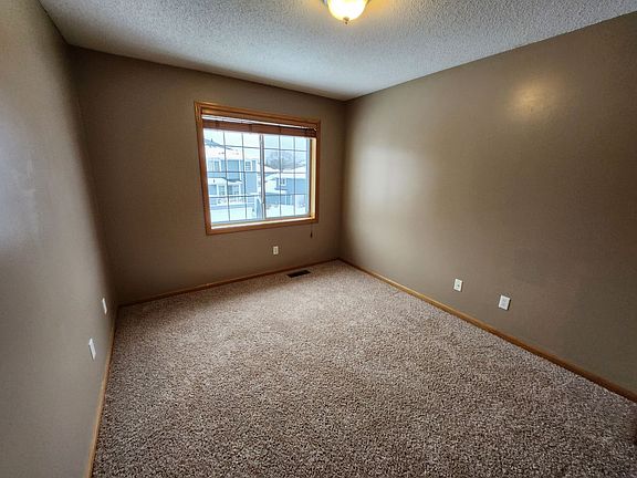 5th image of 11715 Millpond Ave