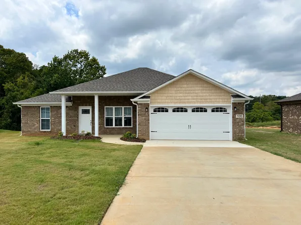 108 Alamo Ct, Athens, AL 35611