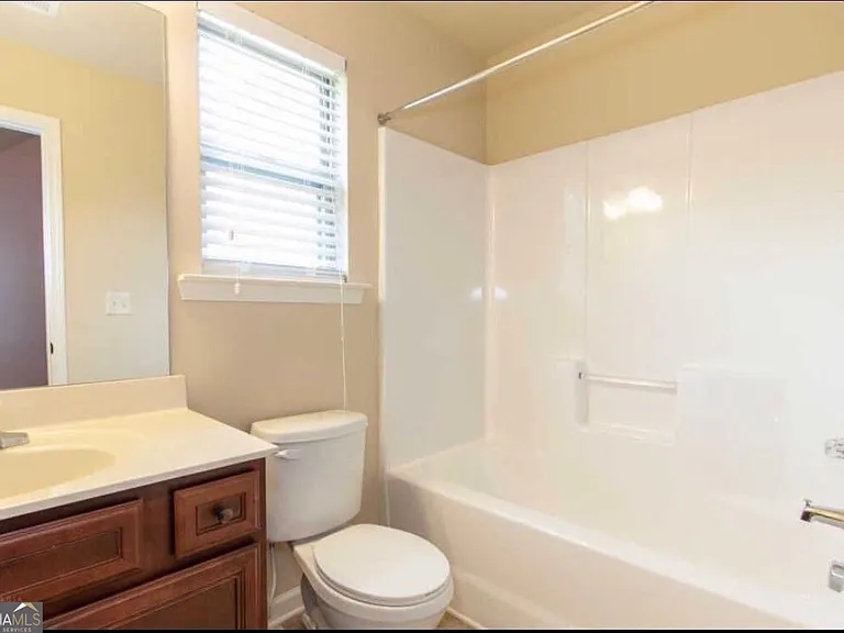 75 Village Park Dr — Photo 19