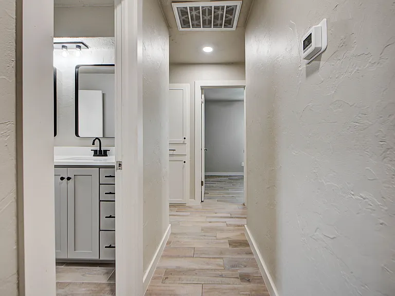 501 N Morgan Dr — Photo 30