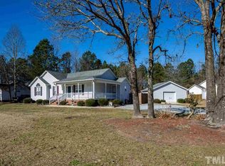 11 Harvey Pl, Benson, NC 27504