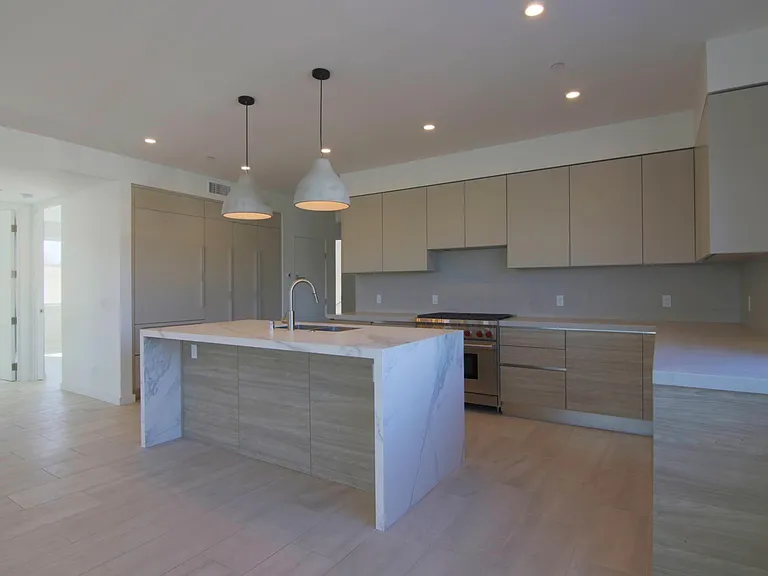 1014 5th St #2A — Photo 10