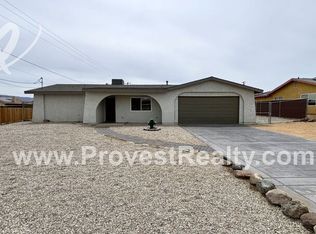 22091 Goshute Ave, Apple Valley, CA 92307