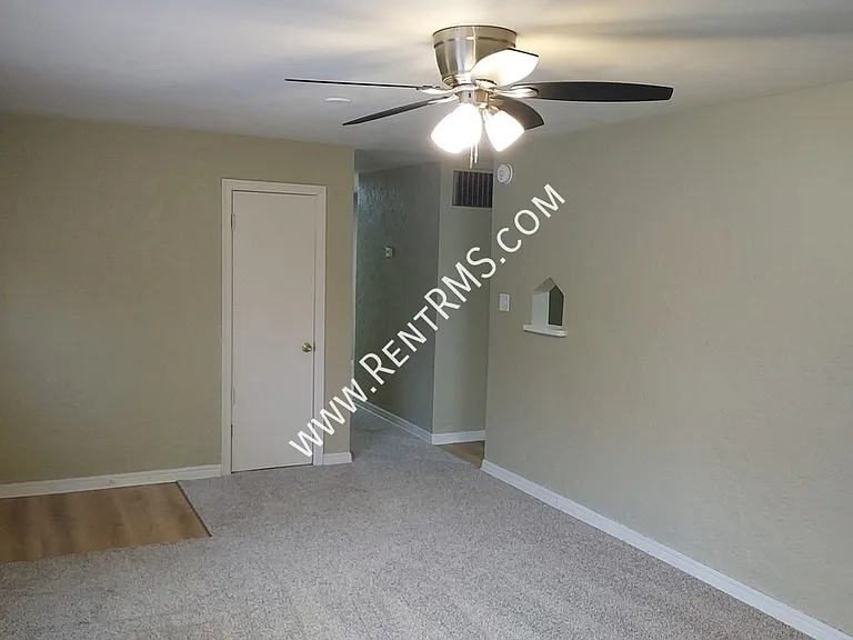 2430 SE Minnesota Ave — Photo 7