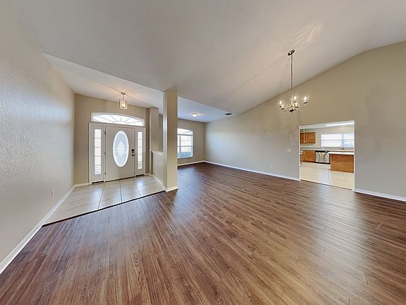 3rd image of 6929 Brompton Dr