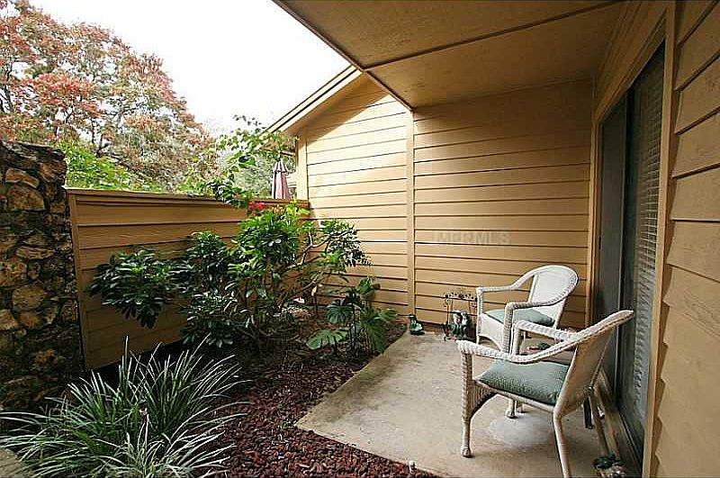 1st image of 515 Stanton Pl