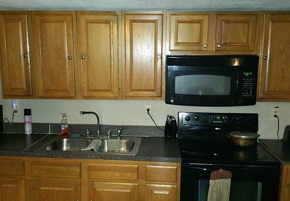 2nd image of 28 N Hastings St