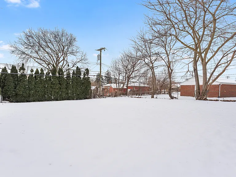2629 West Rd — Photo 10