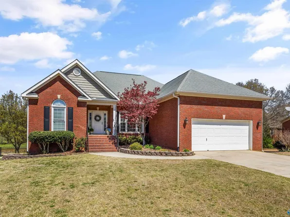 102 Thoroughbred Trl, Madison, AL 35758