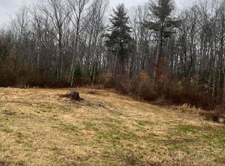 122 & 128 Oak St, Lancing, TN 37770