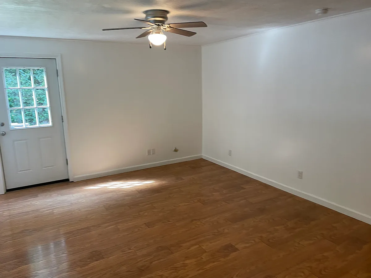 Building Photo - 5 Sunset Ln #A