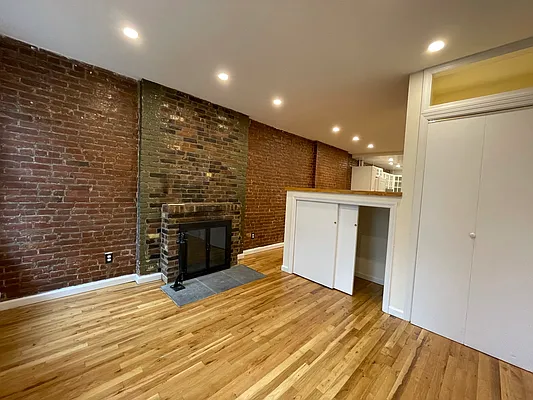 Rented by Oxford Property Group | media 14