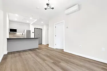 Rented by Safdie Realty Group