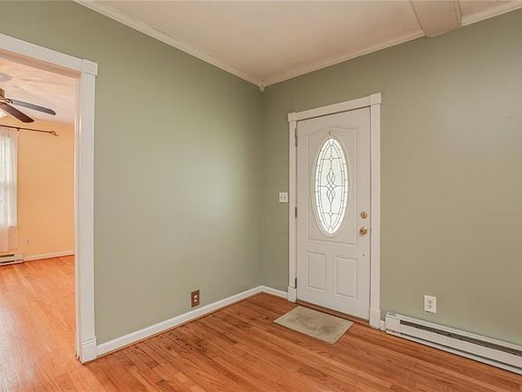 5th image of 4396 Cox St