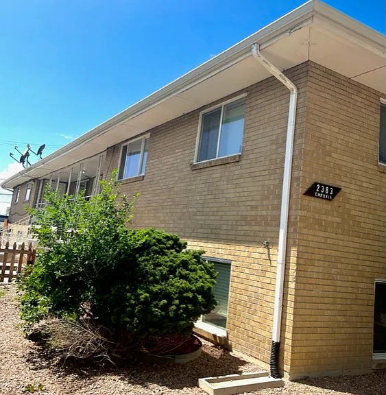Emporia Street Apartments — Photo 1