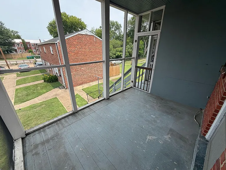 3532 Floyd Avenue — Photo 34