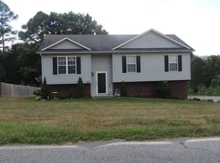 827 Liberty Church Rd, Kingsport, TN 37663