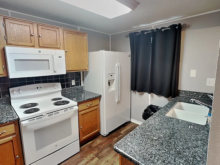 3800 Staghorn Cir S — Photo 5