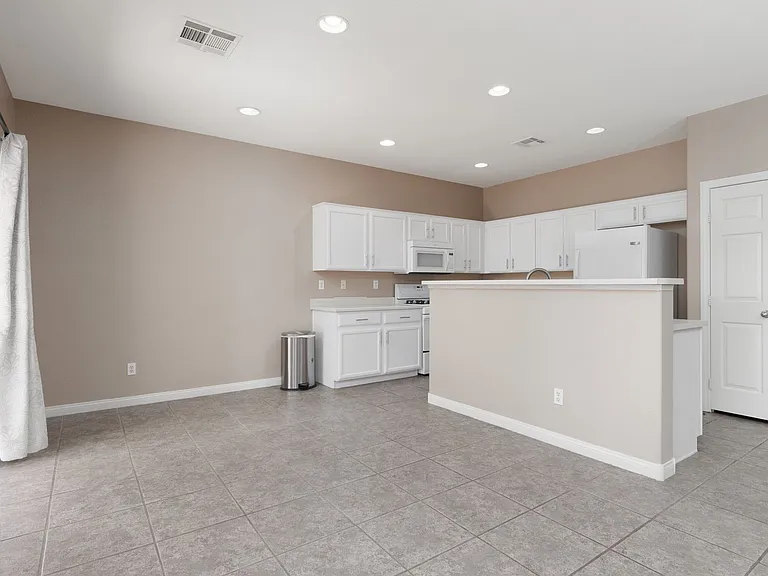5432 Roaring Surf Dr — Photo 13