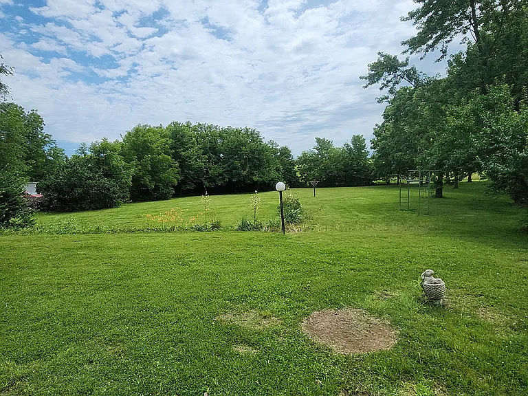 9036 NW Rochester Rd — Photo 14