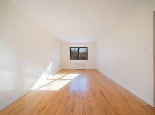 7306 150th St APT 2H, Flushing, NY 11367