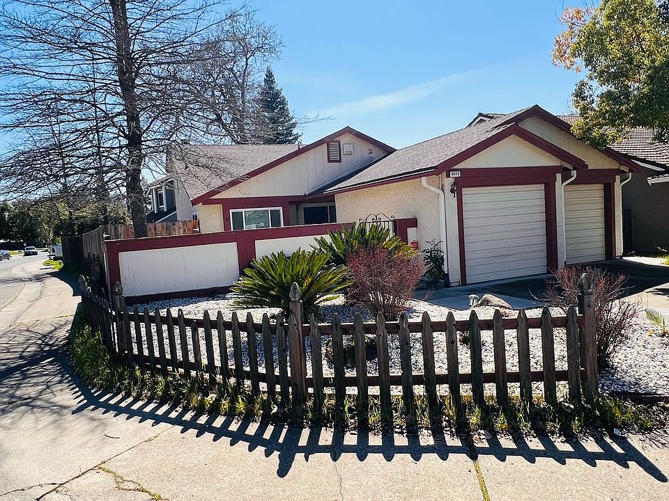 1st image of 8072 Forest Glen Way