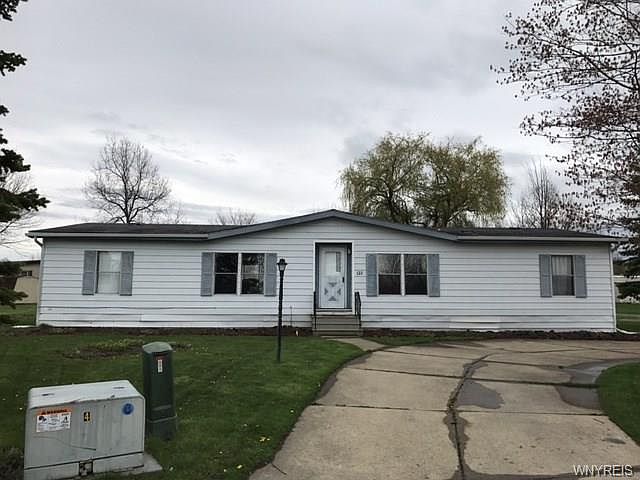 1st image of 122 E Canyon Dr