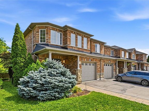 3rd image of 5628 Stella Ln