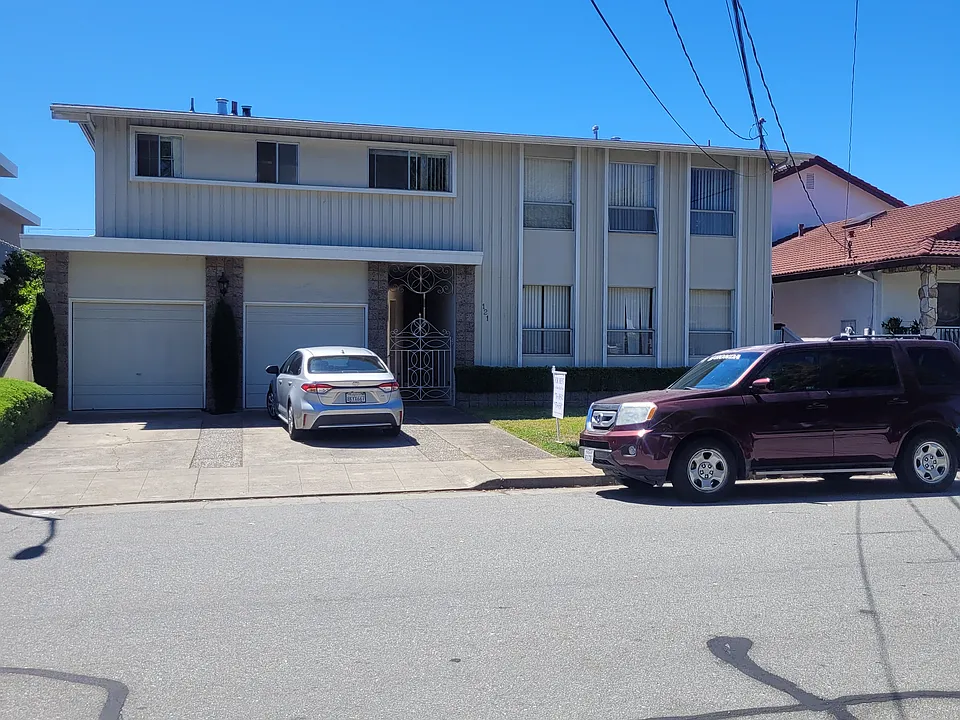 121 24th Ave #4
