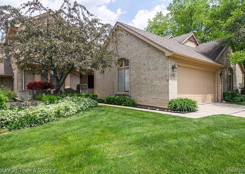 1st image of 1383 Autumn Dr #1