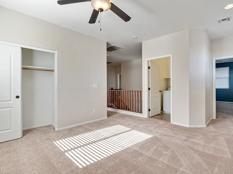 3557 E Odessa Dr — Photo 13