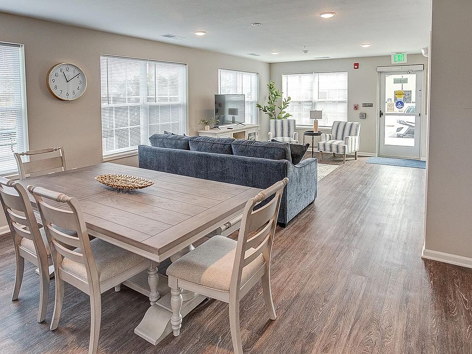 1st image of 1 McKay Manor Dr #47