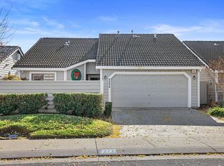 2232 Chelmsford Dr, Modesto, CA